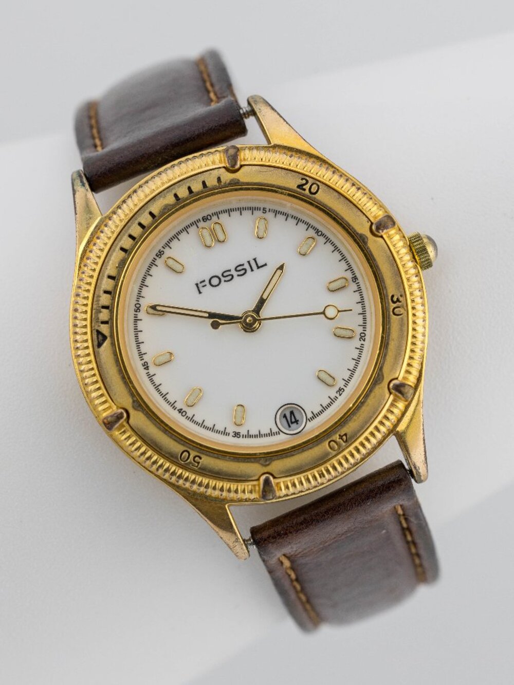 Fossil AM1927 Men's Vintage 90s Gold Diver Quartz Analog Watch Fresh Battery